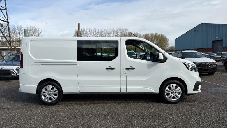 Renault Trafic Lwb Diesel LL30 Blue dCi 150 Extra [Safety] Crew Van